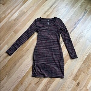 Long Sleeve Scoop Neck Knit Dress